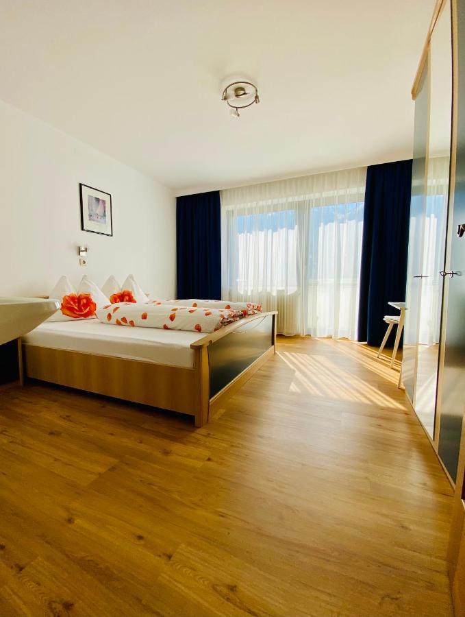Haus Alpenrose Apartment Trins Exterior photo