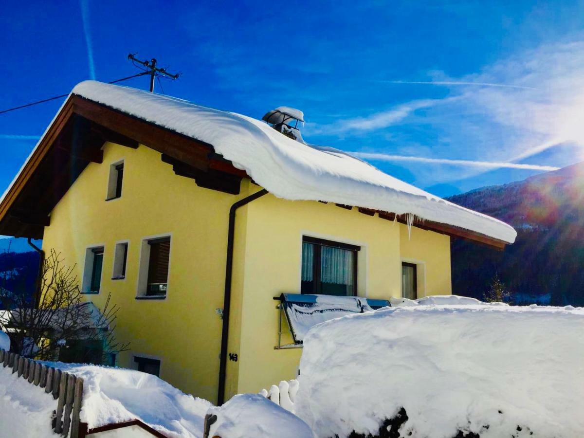 Haus Alpenrose Apartment Trins Exterior photo